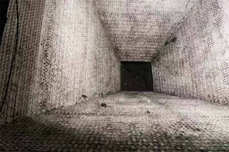 陶瓷施工現場圖